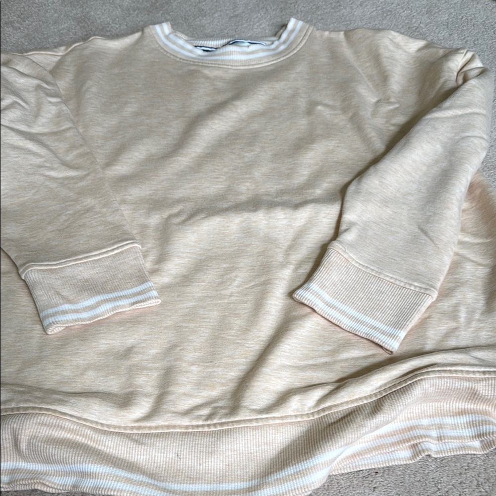Vineyard Vines Cream Crewneck Sweater with Ribbed Trim